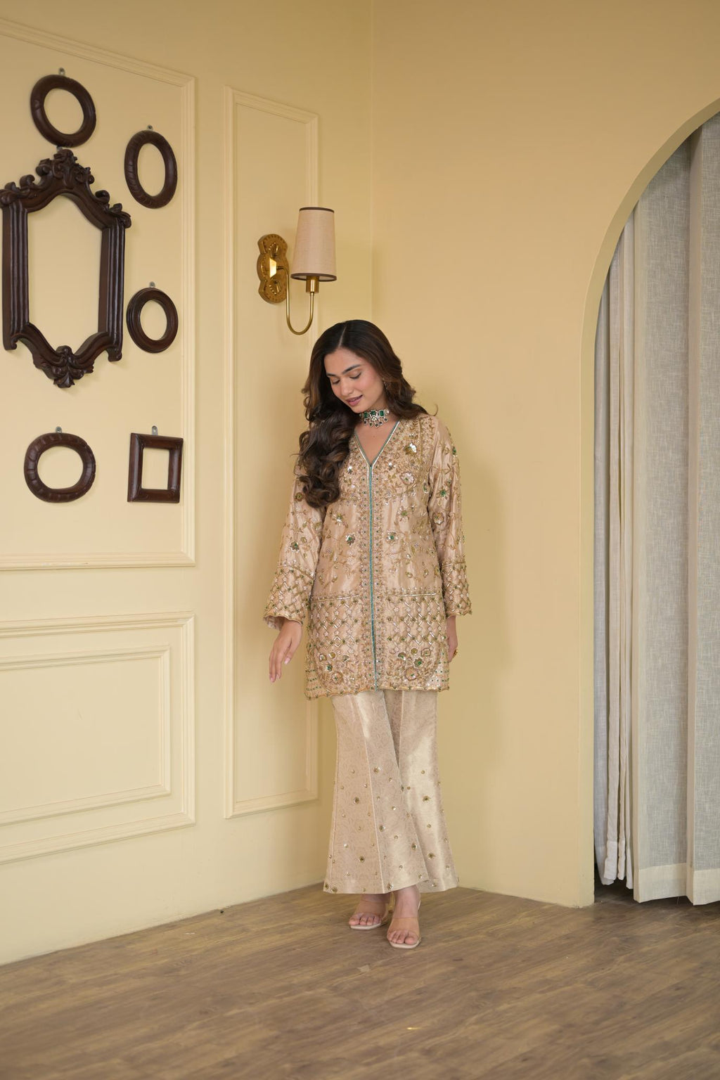 Regal Ivory Silk Dabka Zardozi Ensemble