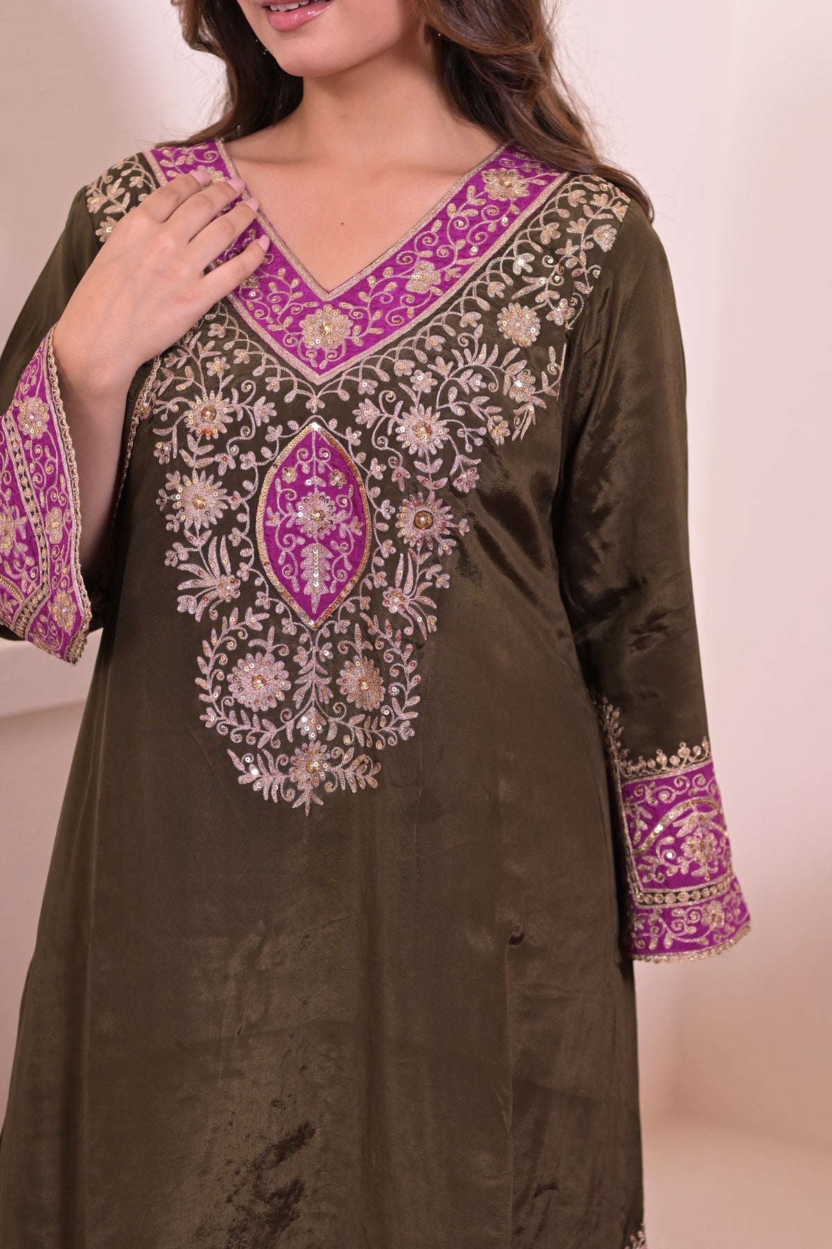 Noir Purple Hand-Embroidered Crepe Suit Set